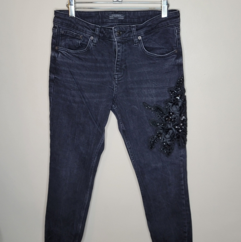 Zara‎ Premium Denim Black Floral Beaded Pattern Jeans New Size 8 Womens